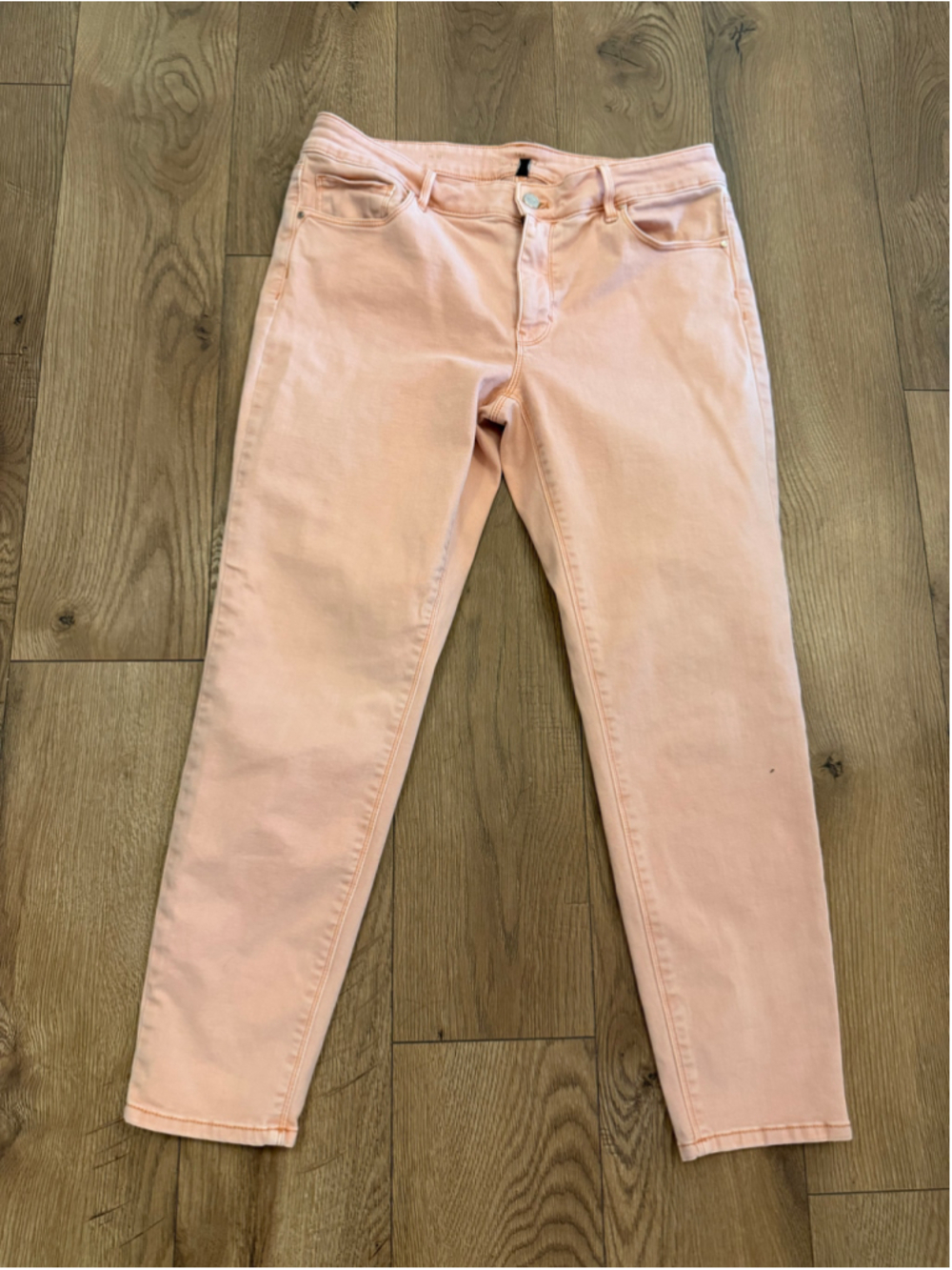 White House Black Market Skinny Crop Jeans 8 33/25” $89
